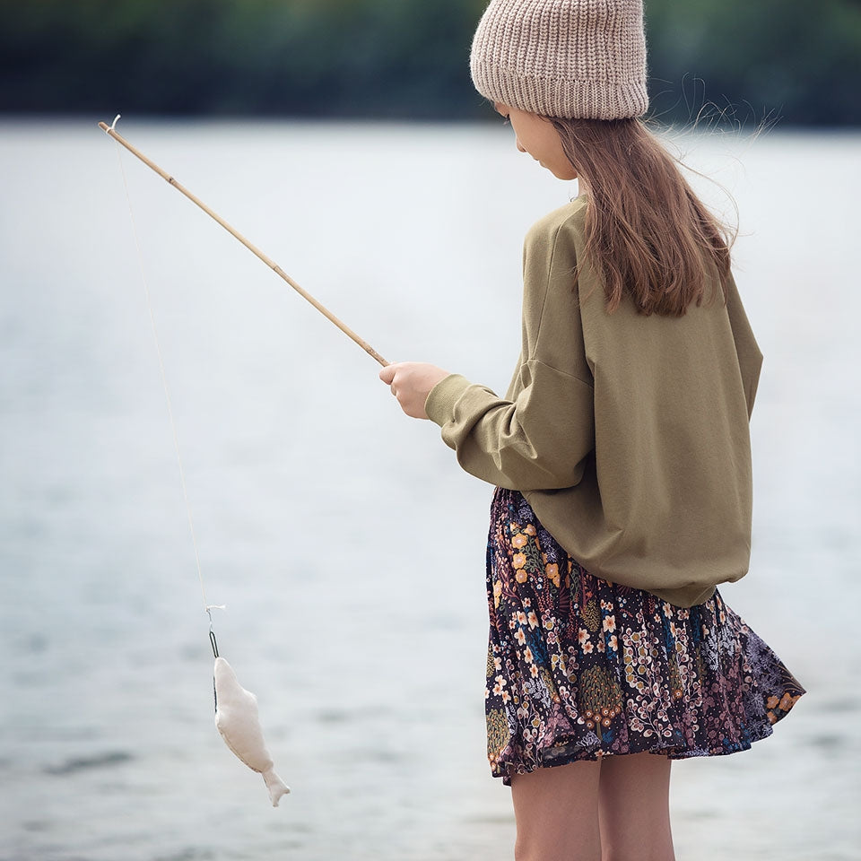 See you at Six - Viskose - Florarium - Licorice Gray