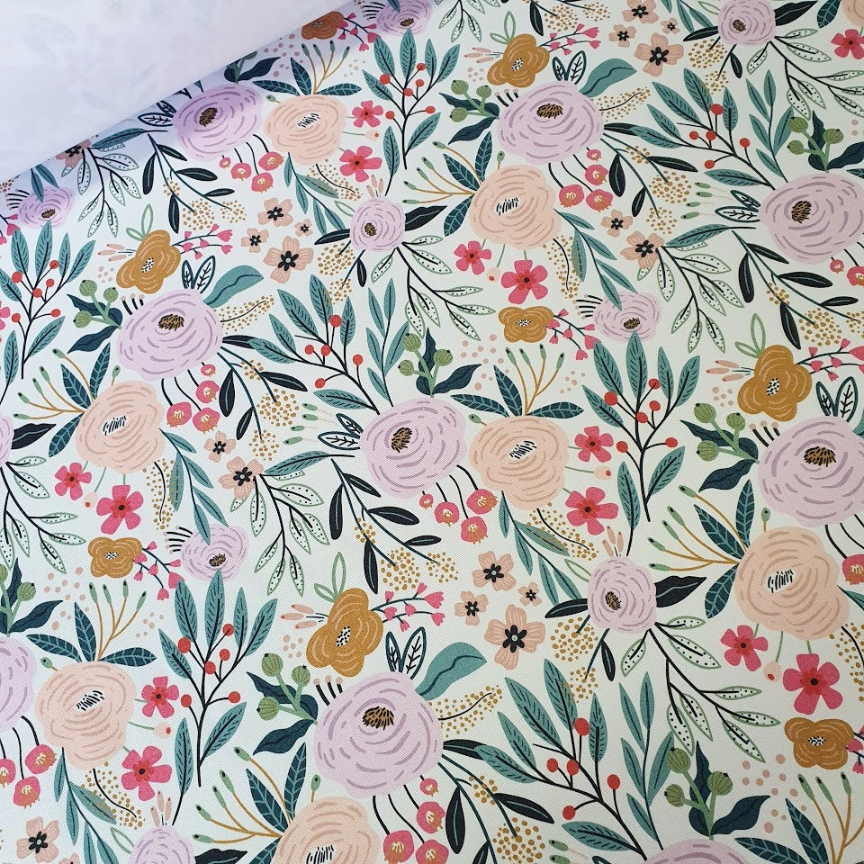 Vorbestellung MYO Design - Twill Canvas - Wildrosen - weiss