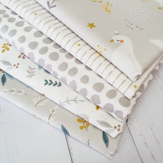 Moda - Little Ducklings - Foliage Sprigs white