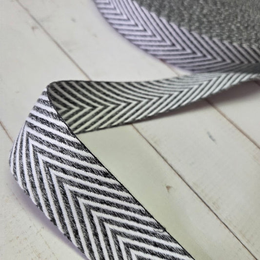 ZickZack Gurtband - verschiedene Farben - 30mm