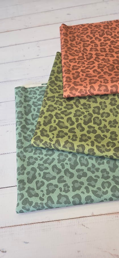 MYO Design - Twill Canvas - Leopard - dustymint