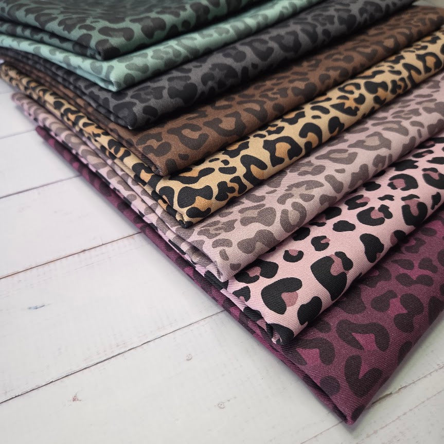 MYO Design - Twill Canvas - Leopard - dark berry