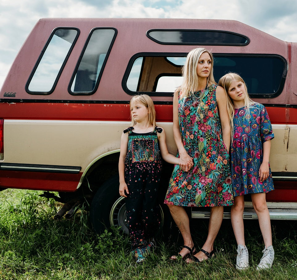 Windham Fabrics - Twilight - Twilight Dance - black