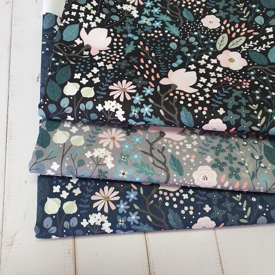 MYO Design - Twill Canvas - Winter Blumenwiese - grey