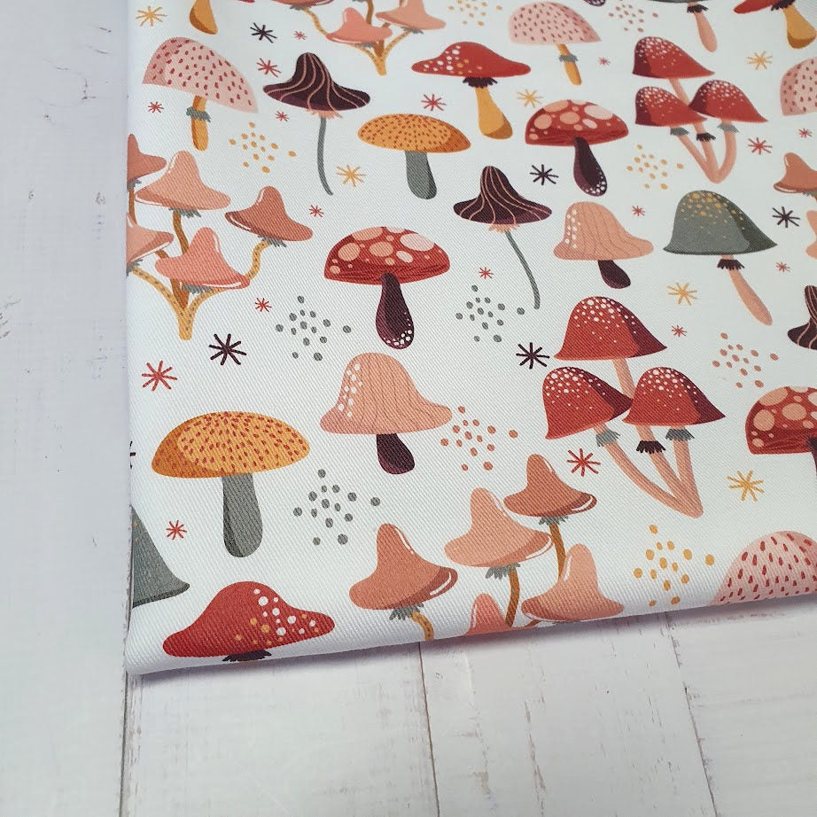 MYO Design - Twill Canvas - Mushrooms - weiss