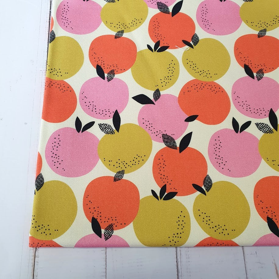 MYO Design - Twill Canvas - Fruity - weiss