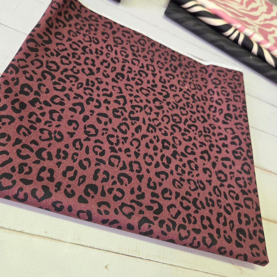 MYO Design - Twill Canvas - Leopard - dunkle beere