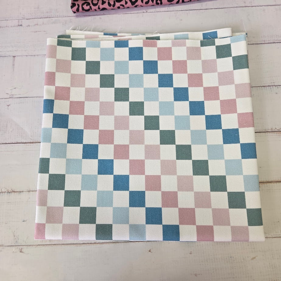 Rainbow Checkerd - Karo Twill Canvas in Pastell Tönen - white