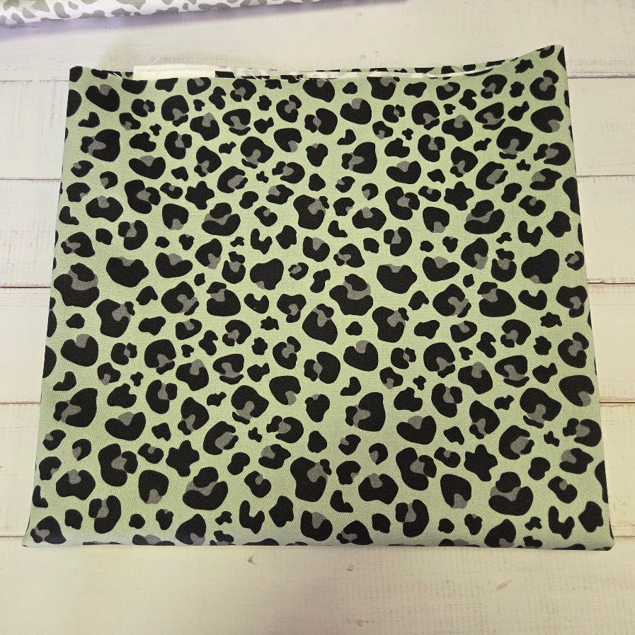 MYO Design - Twill Canvas - Leopard - dustymint