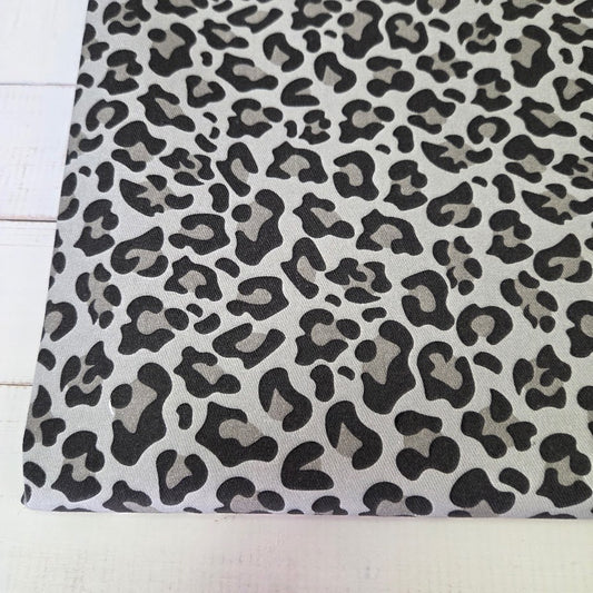 MYO Design - Twill Canvas - Leopard - hellgrau