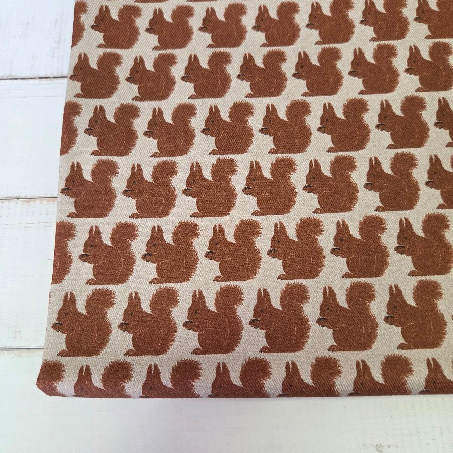 MYO Design - Twill Canvas - Stay Wild - Eichhörnchen braun