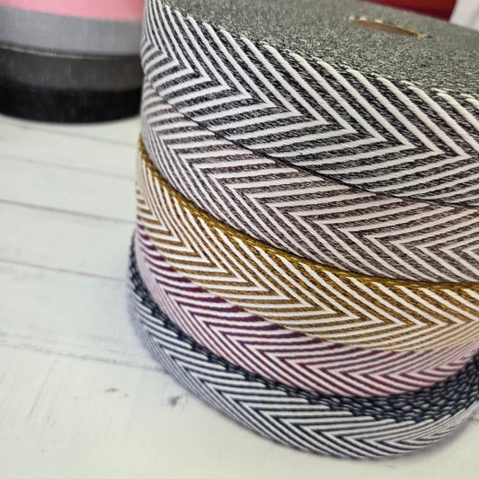 ZickZack Gurtband - verschiedene Farben - 30mm