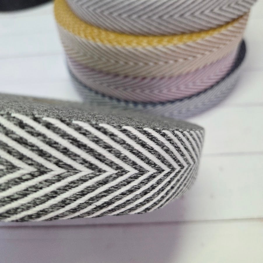 ZickZack Gurtband - verschiedene Farben - 30mm