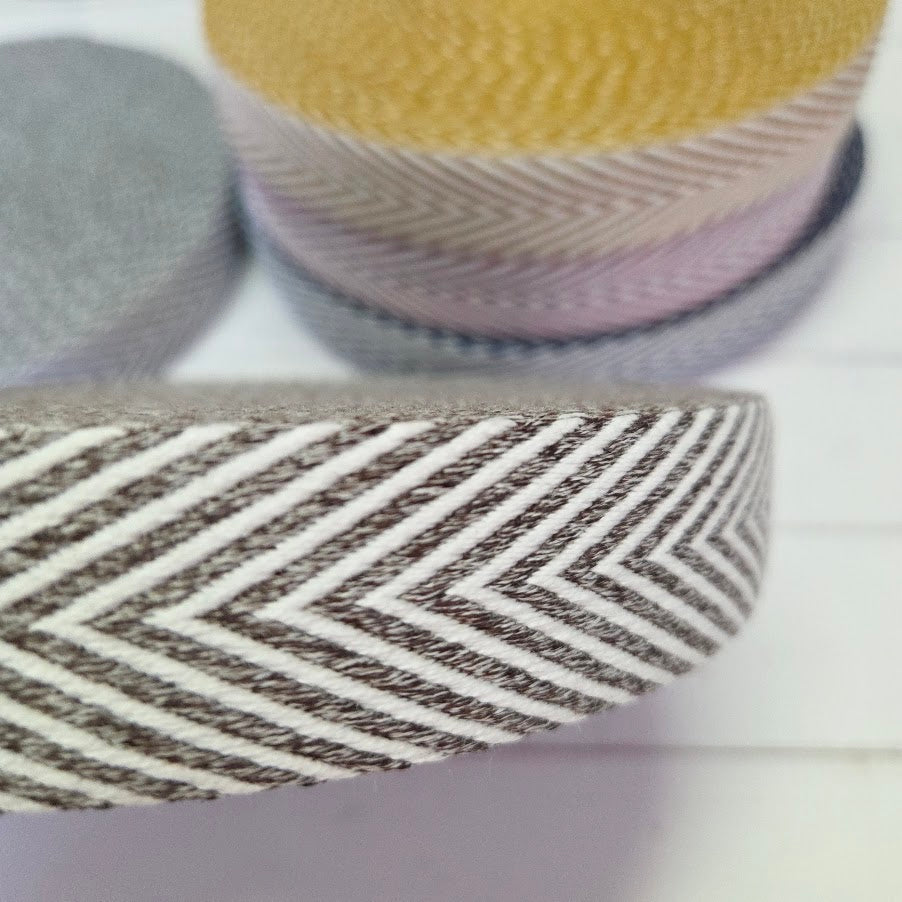 ZickZack Gurtband - verschiedene Farben - 30mm