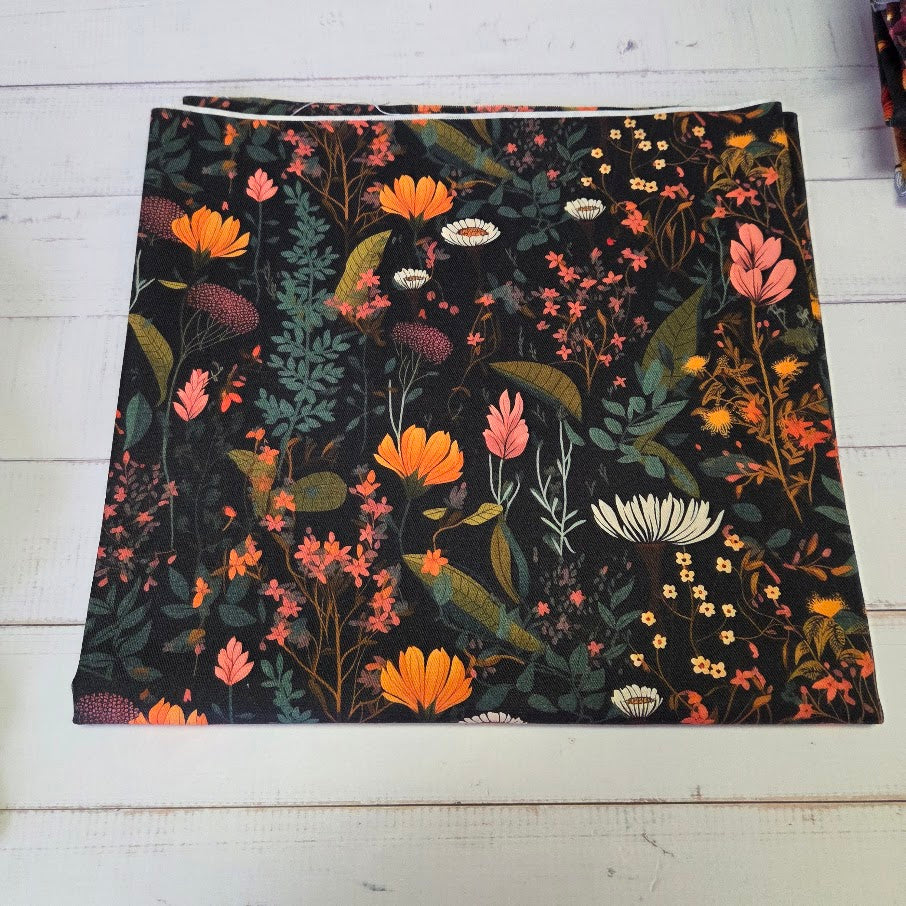 MYO Design - Twill Canvas - Herbstwiese - black