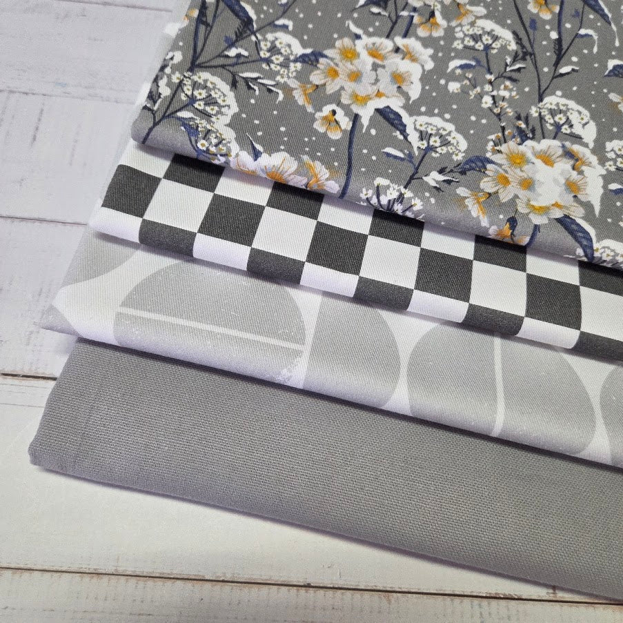 Stoffreste Paket - Canvas Checkers und Flowers grau
