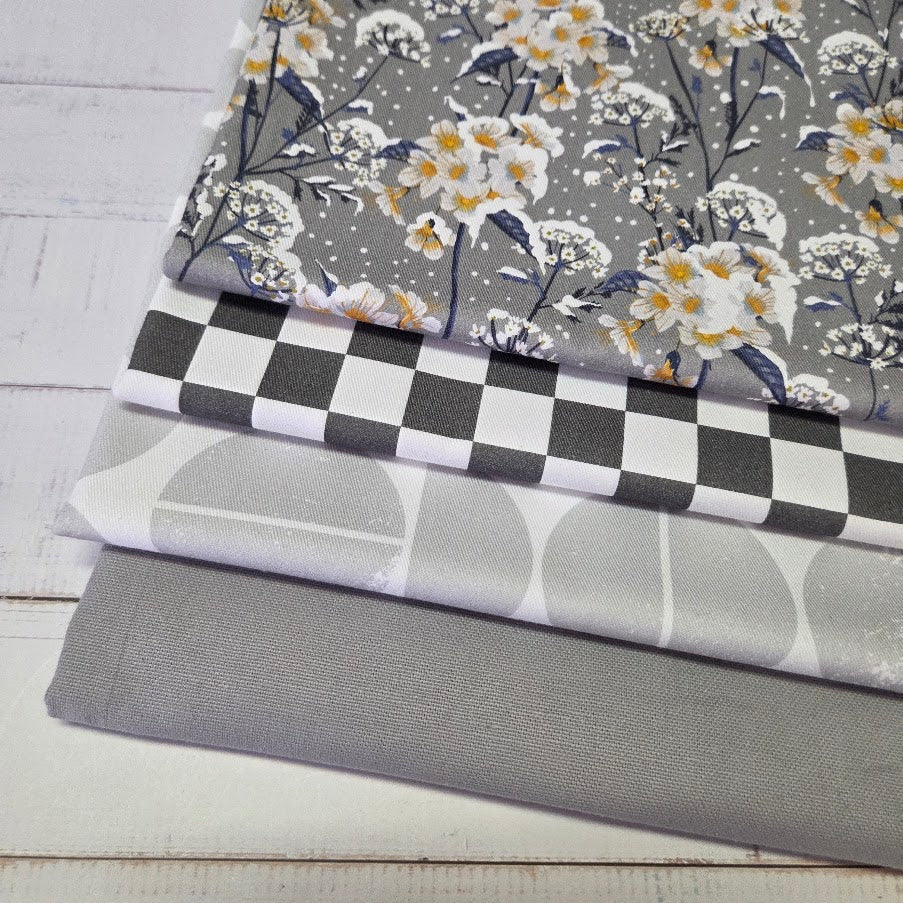 Stoffreste Paket - Canvas Checkers und Flowers grau