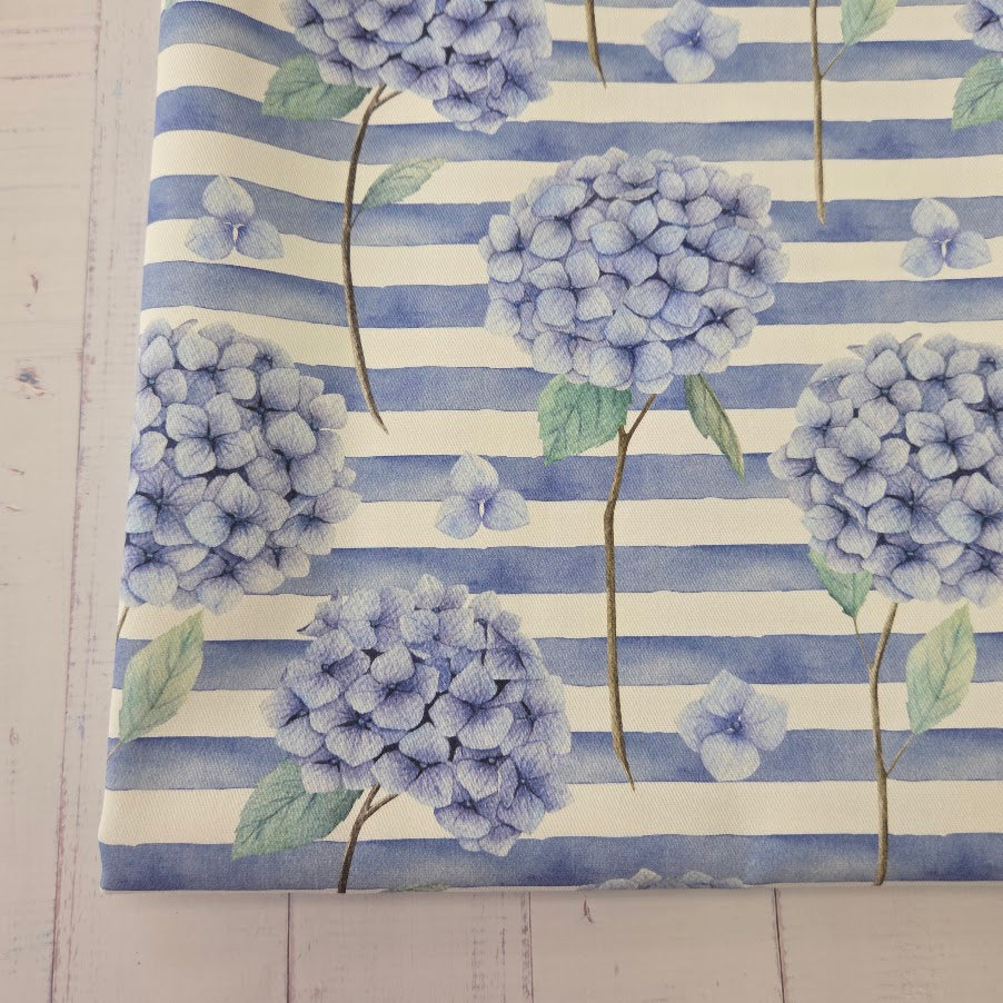 MYO Design - Twill Canvas - Hortensien - blau-weiss