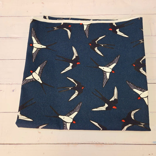 MYO Design - Twill Canvas - Swallows - dunkelblau