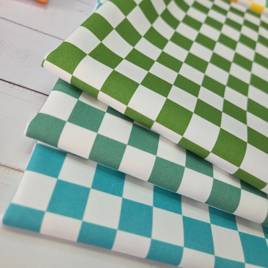 MYO Design - Türkis Checkered - Karo Twill Canvas in dustypetrol-weiss