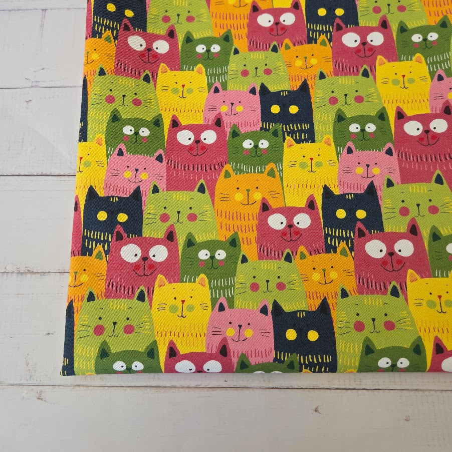 MYO Design - Twill Canvas - Katzen green+berry