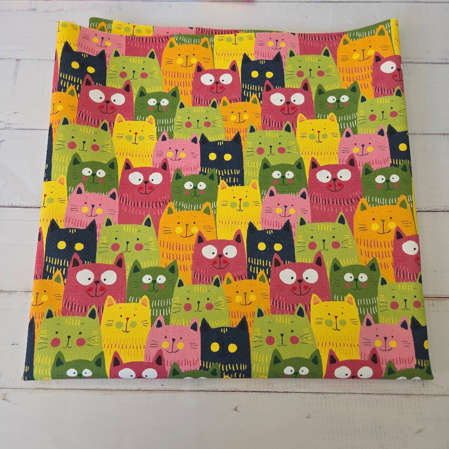 MYO Design - Twill Canvas - Katzen green+berry