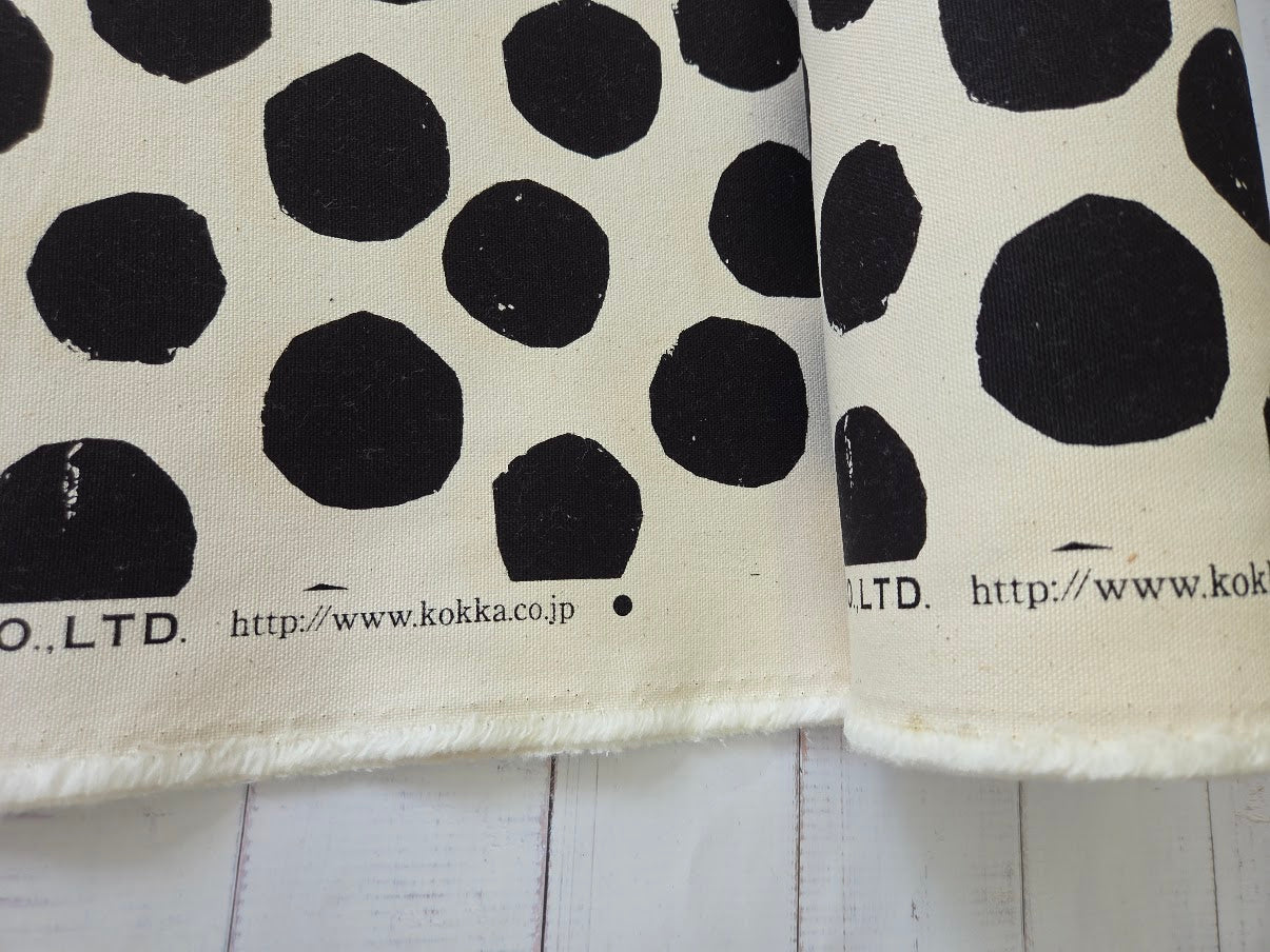 Kokka Trefle Canvas - Dots - Oxford Canvas - weiss-schwarz