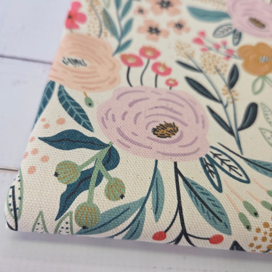 MYO Design - Unbleached Cotton Canvas - Wildrosen naturweiss
