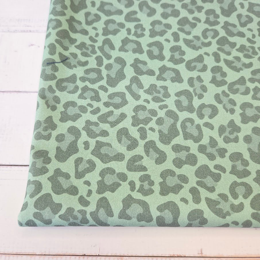 MYO Design - Twill Canvas - Leopard - dustymint
