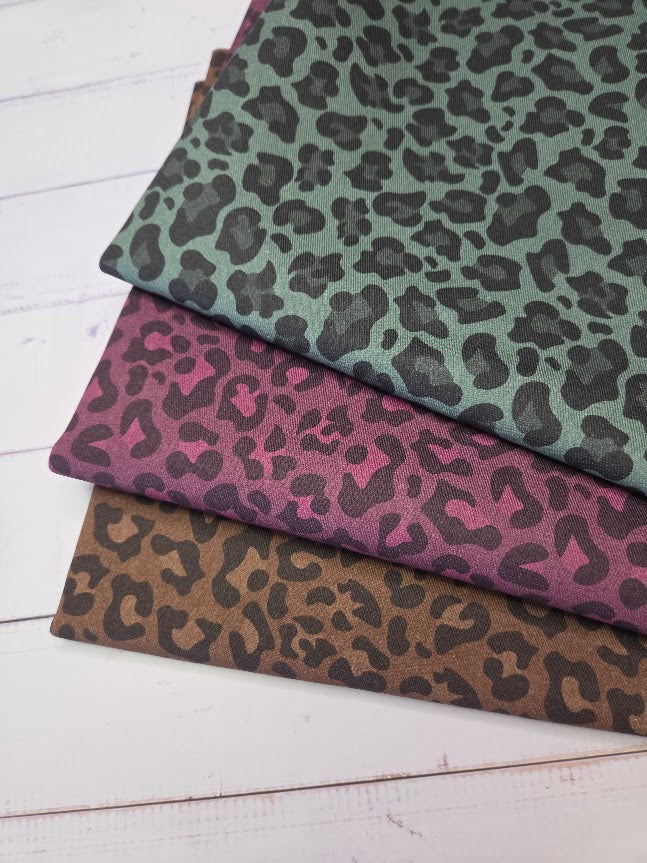 MYO Design - Twill Canvas - Leopard - dark berry