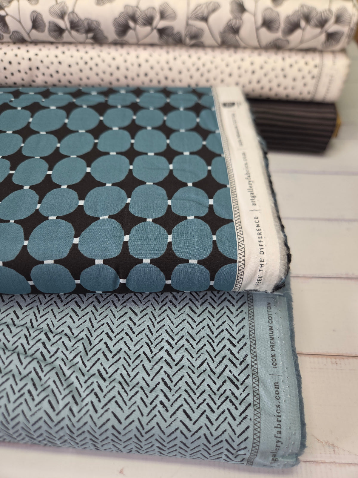 Art Gallery - Sgraffito - Herringbone Etch soft